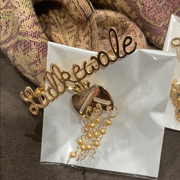 Broach - Picture 2 of 4